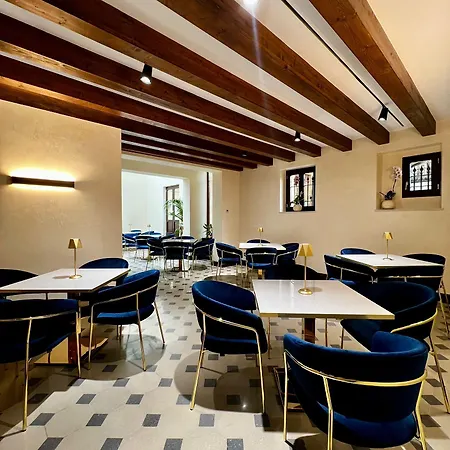 Alliata Di Pietratagliata Hotel Palermo